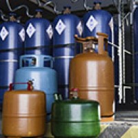 Гелий для школ и университетов: безопасное использование в учебных экспериментах